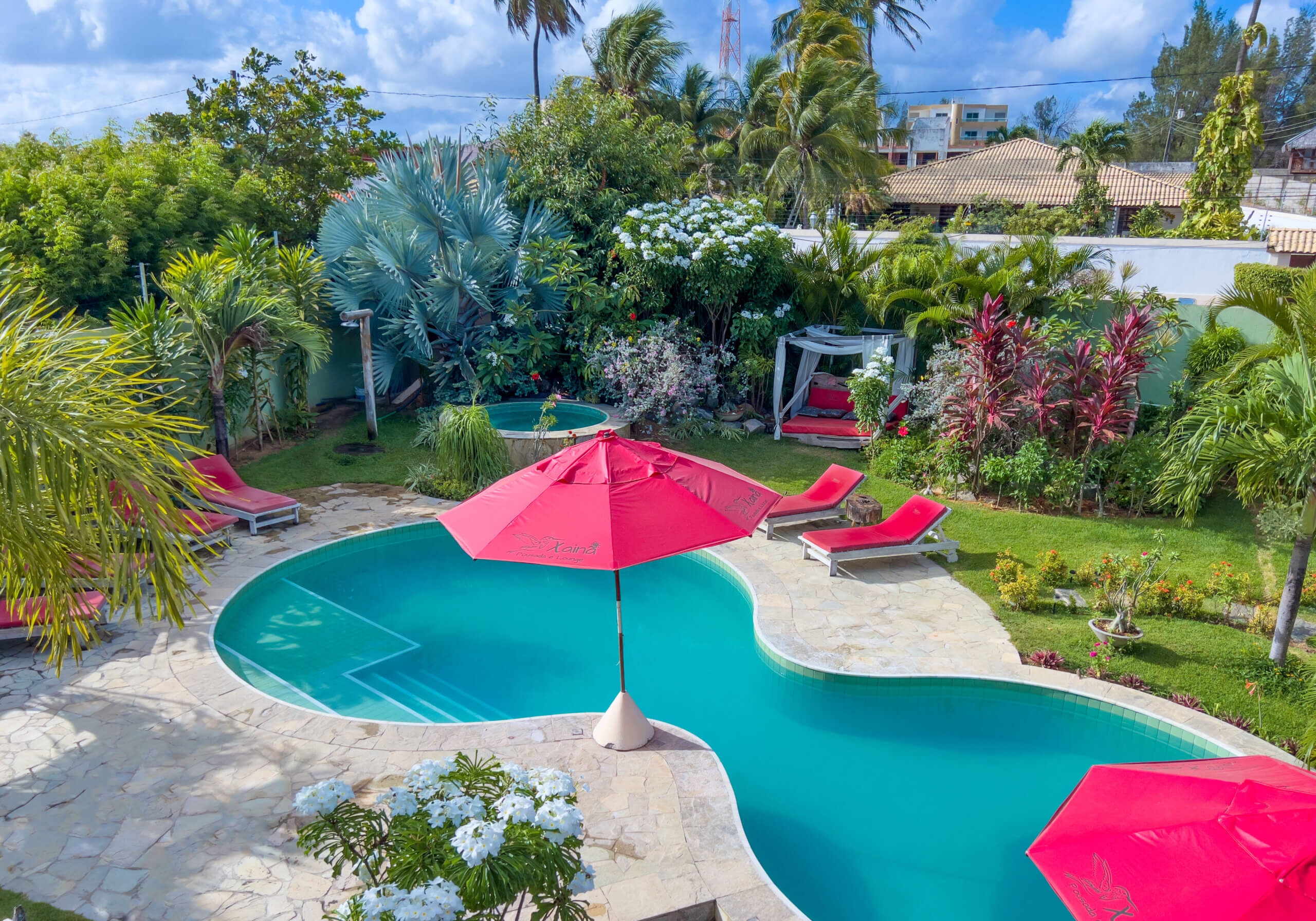 FAAE8195-A872-486F-BAC5-E4B7529E4469